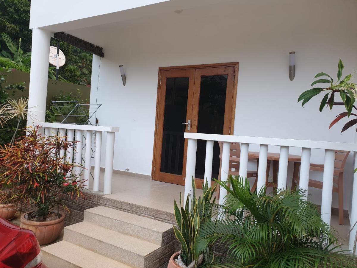 La Maison Hibiscus Self Catering Accommodation Бо Валон Екстериор снимка