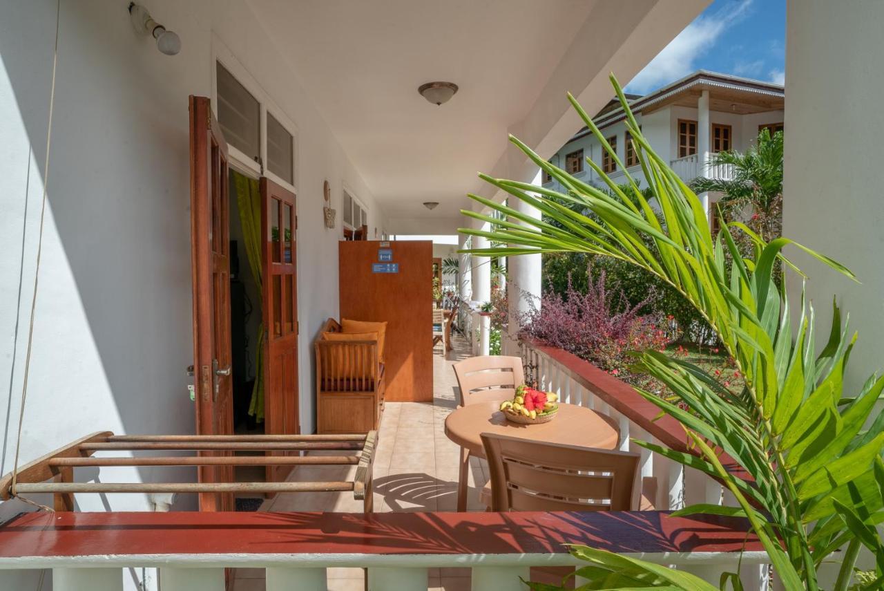 La Maison Hibiscus Self Catering Accommodation Бо Валон Екстериор снимка