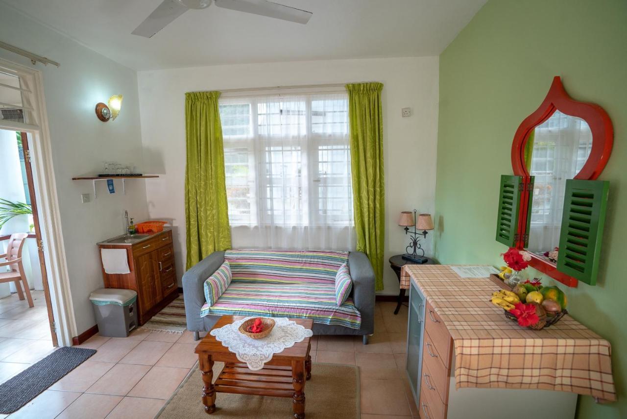 La Maison Hibiscus Self Catering Accommodation Бо Валон Екстериор снимка