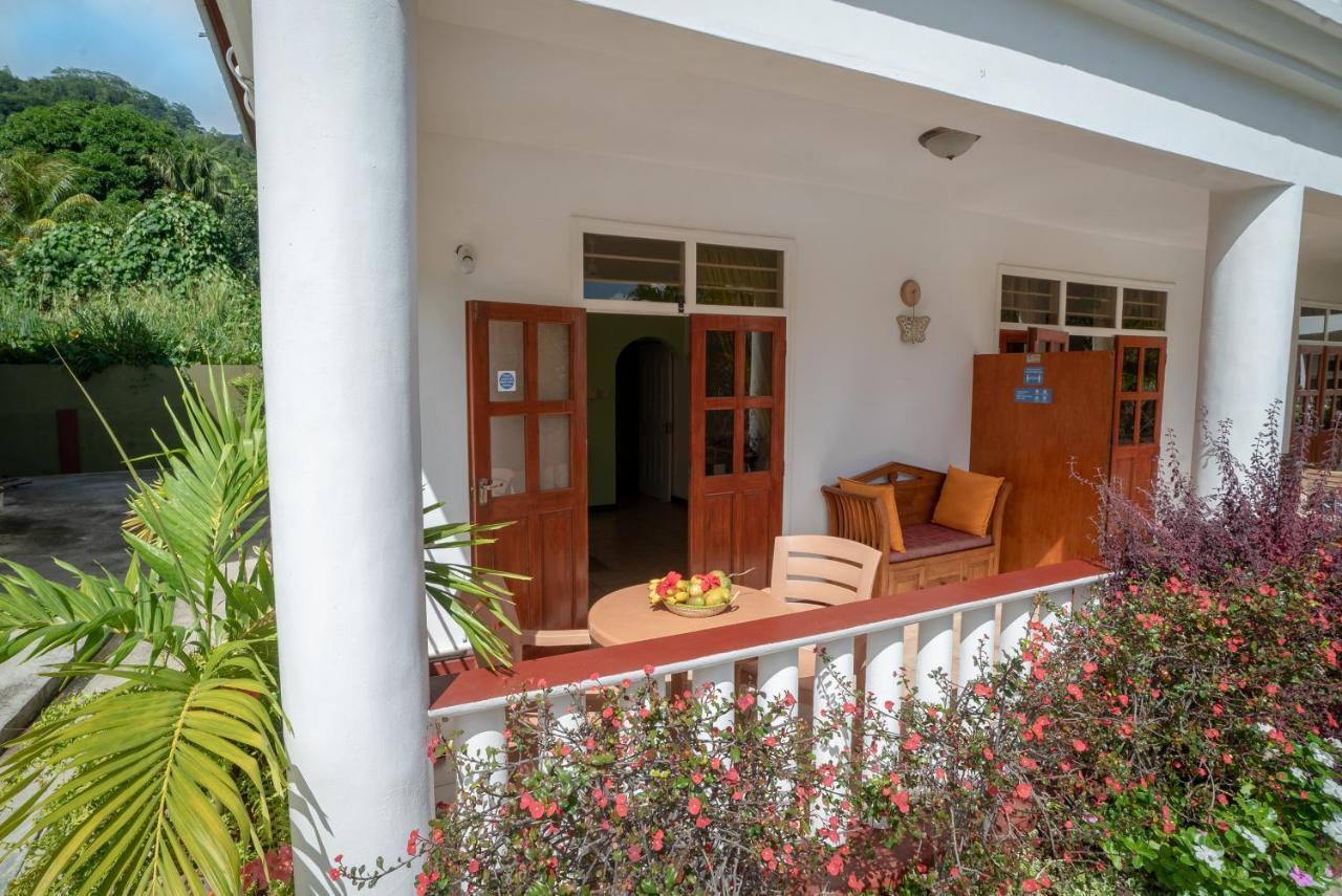 La Maison Hibiscus Self Catering Accommodation Бо Валон Екстериор снимка