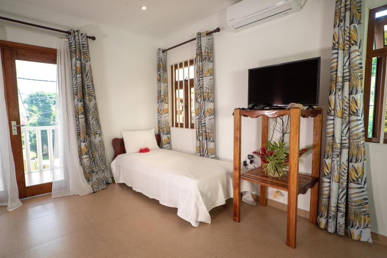 La Maison Hibiscus Self Catering Accommodation Бо Валон Екстериор снимка