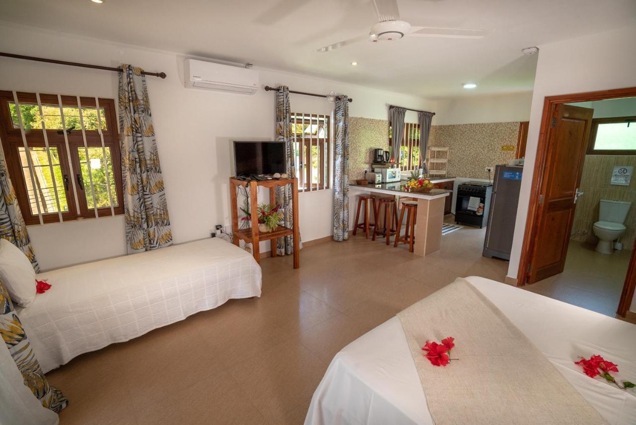 La Maison Hibiscus Self Catering Accommodation Бо Валон Екстериор снимка