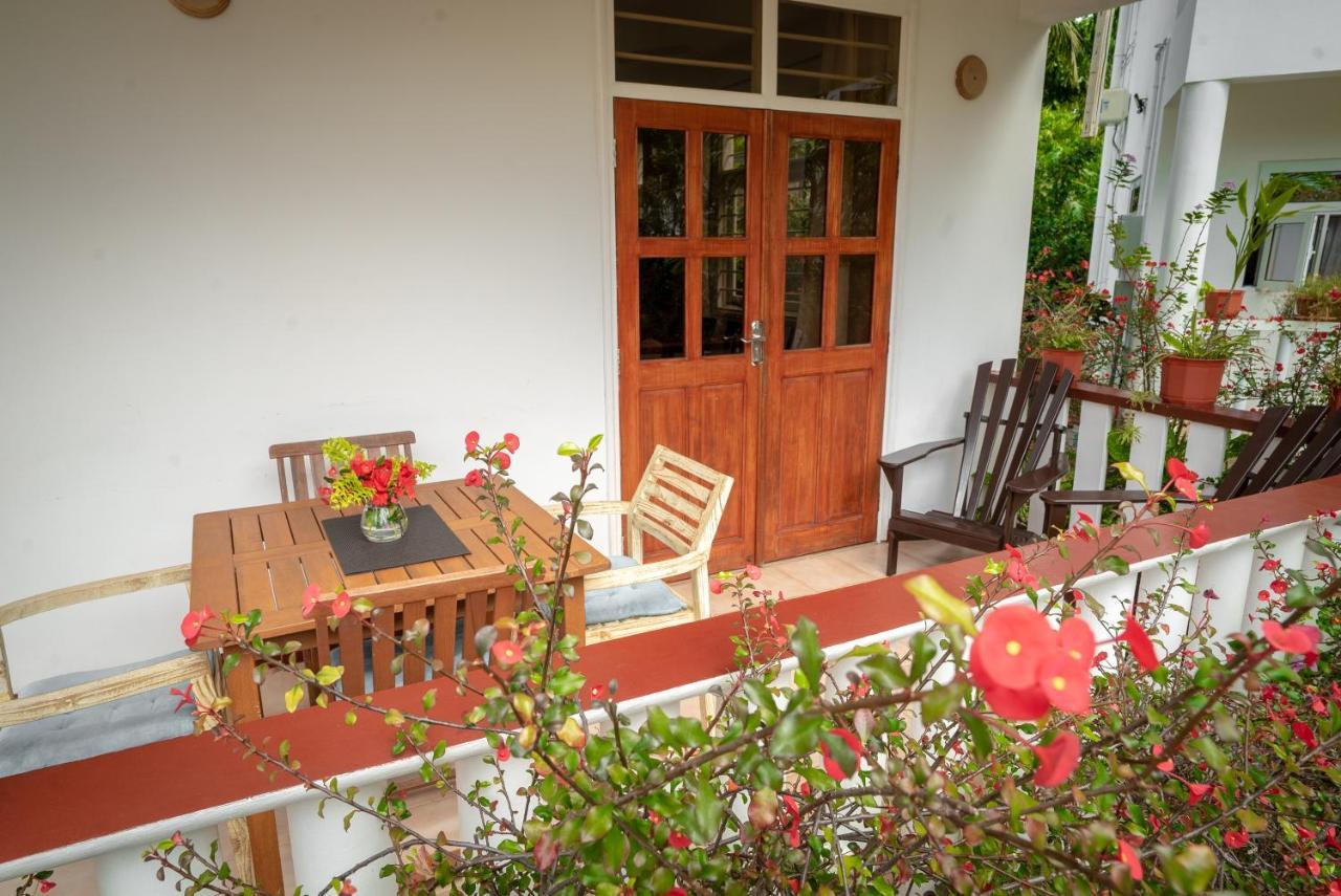 La Maison Hibiscus Self Catering Accommodation Бо Валон Екстериор снимка