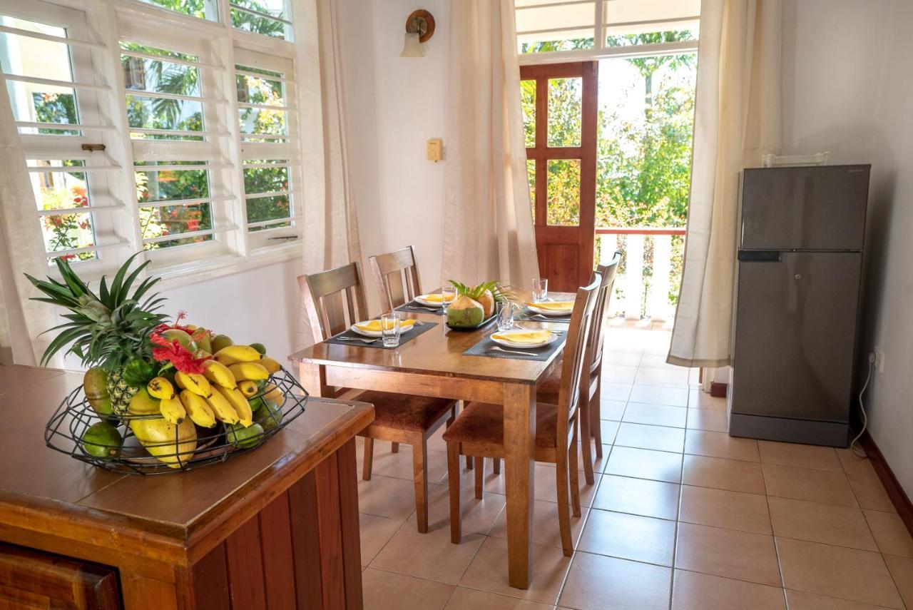 La Maison Hibiscus Self Catering Accommodation Бо Валон Екстериор снимка