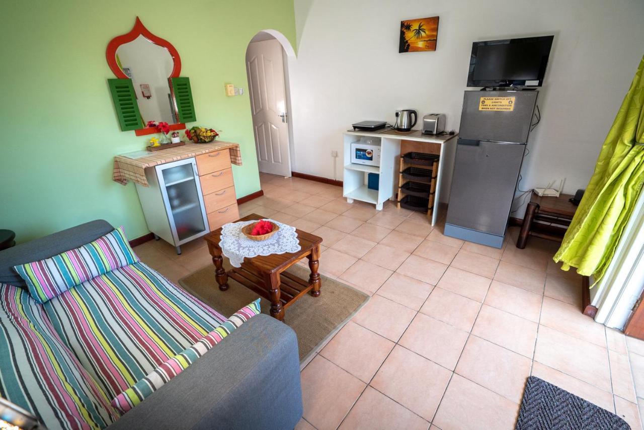 La Maison Hibiscus Self Catering Accommodation Бо Валон Екстериор снимка