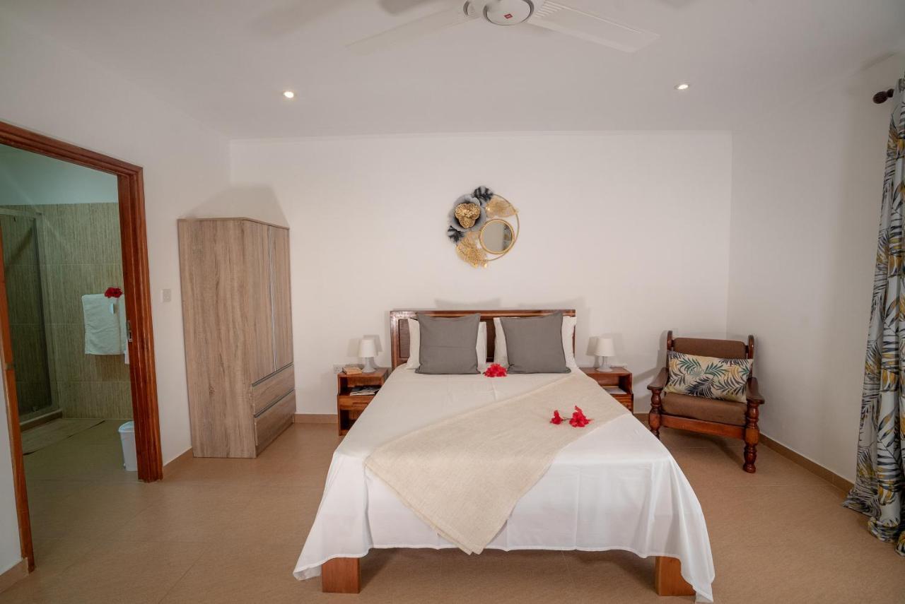 La Maison Hibiscus Self Catering Accommodation Бо Валон Екстериор снимка