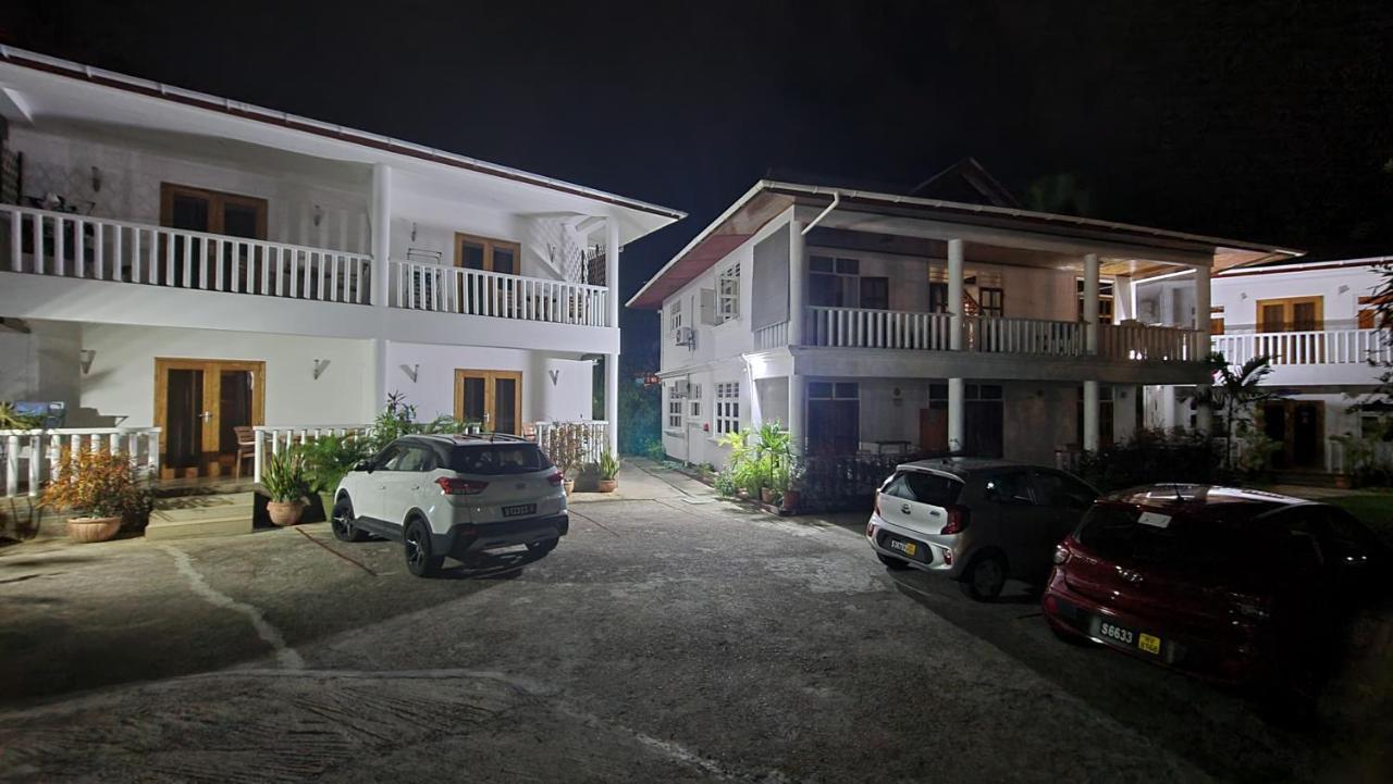 La Maison Hibiscus Self Catering Accommodation Бо Валон Екстериор снимка