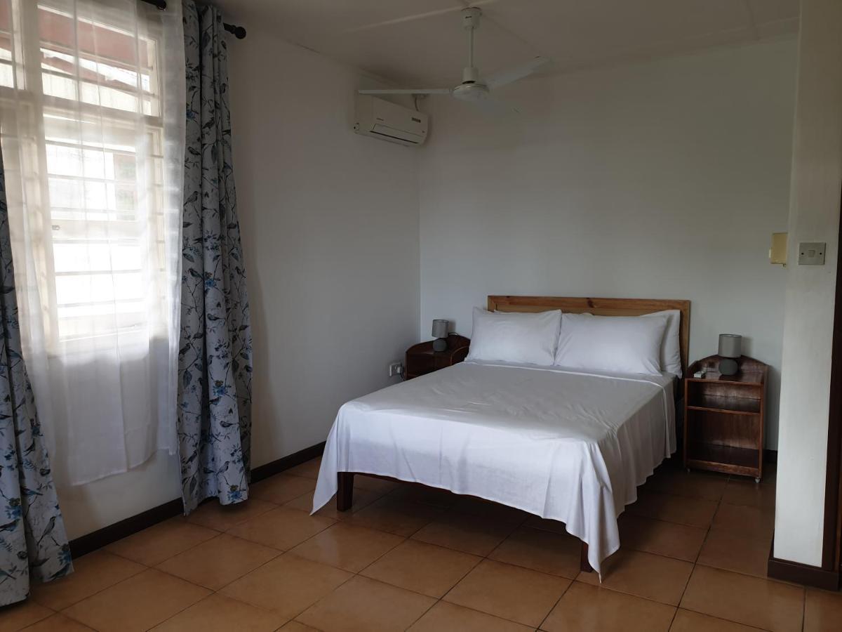 La Maison Hibiscus Self Catering Accommodation Бо Валон Екстериор снимка