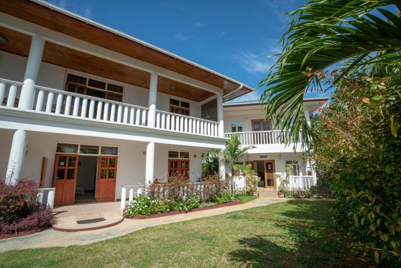La Maison Hibiscus Self Catering Accommodation Бо Валон Екстериор снимка
