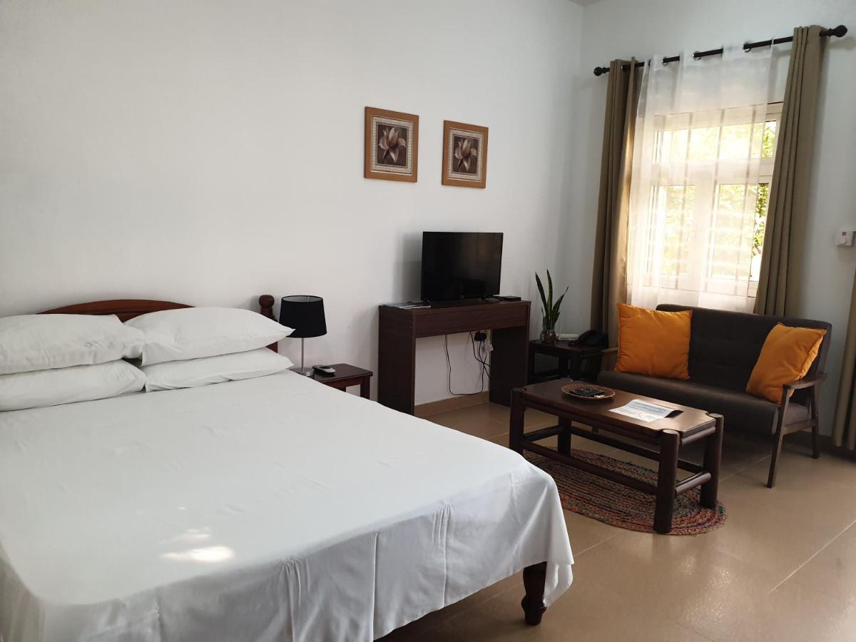 La Maison Hibiscus Self Catering Accommodation Бо Валон Екстериор снимка